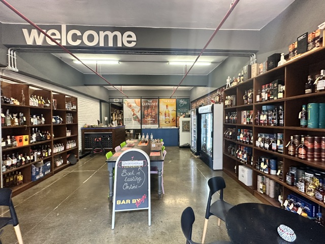 To Let Commercial Property for Rent in Woodstock Western Cape